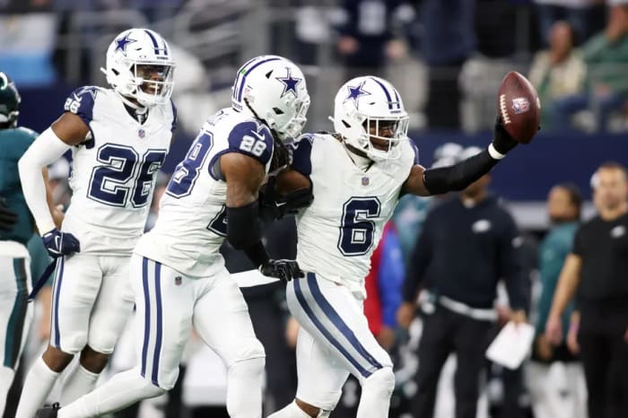 The Cowboys defense forced three fumbles in the 33-13 win over the Eagles.